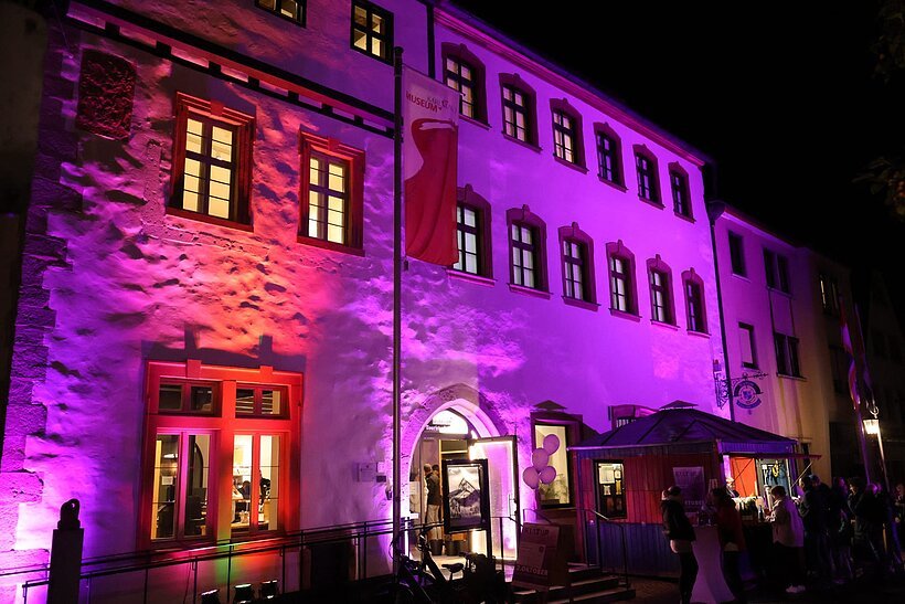 Pink beleuchtetes Haus